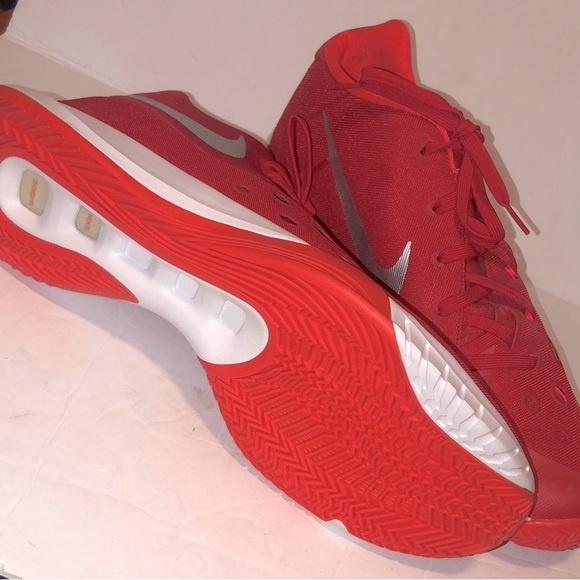 NWOB Nike Men's Zoom Red Hyper quickness 2015 Basketball Shoes - Picture 12 of 12
